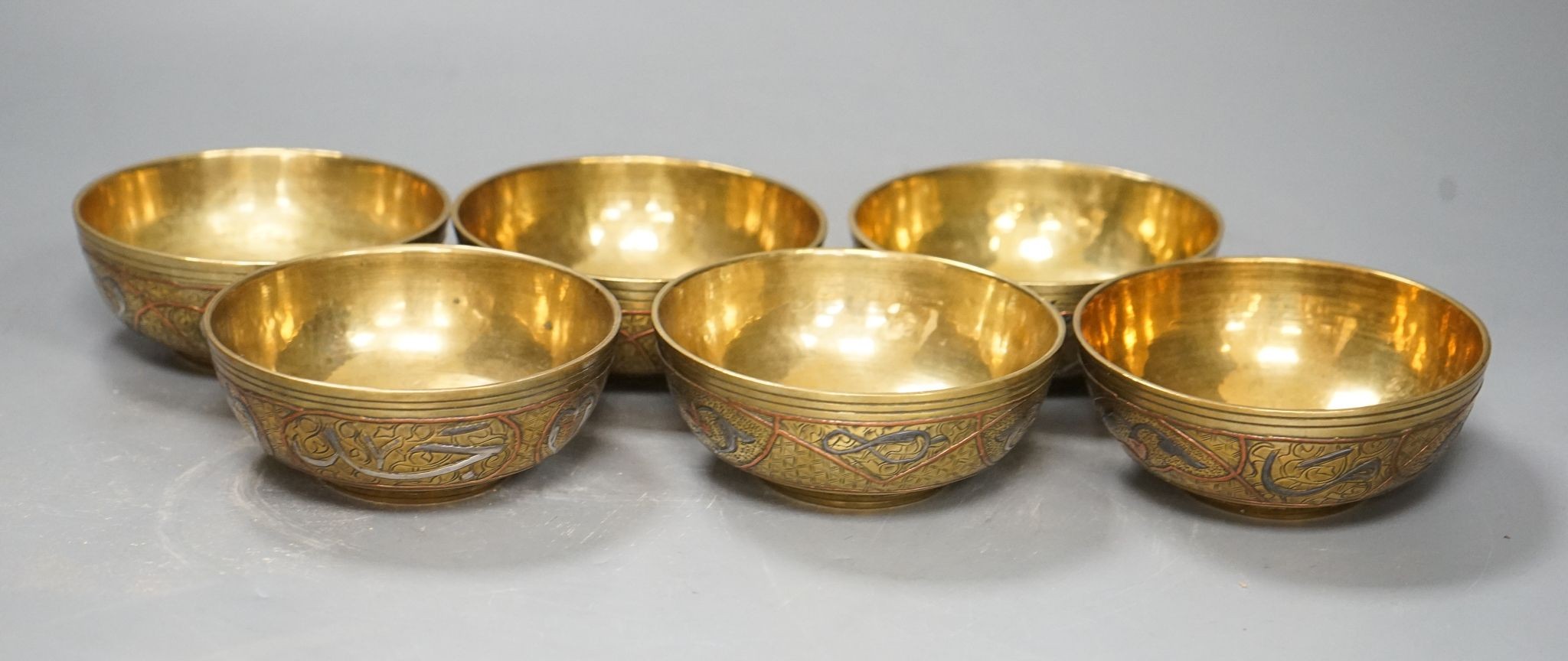 A set of six Cairo bowls, 10cm diameter